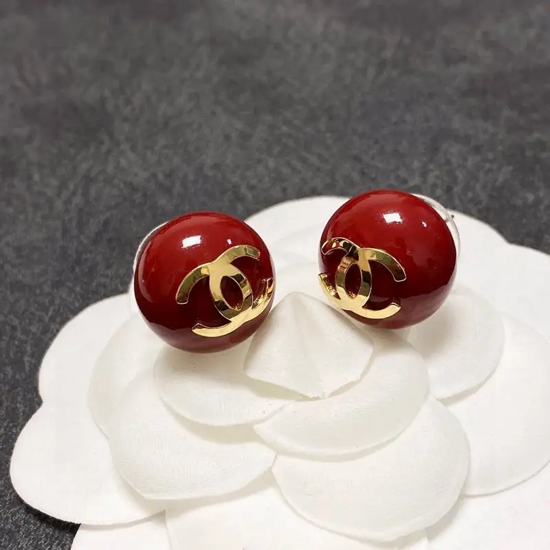Chanel earing 1lyx1