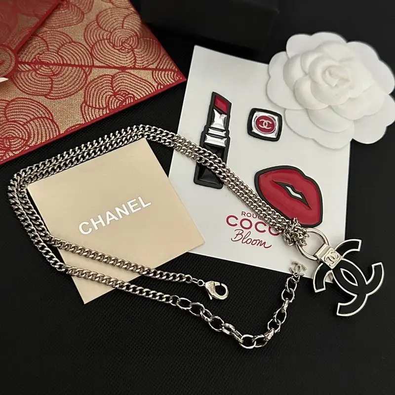 Chanel necklace 1lyx66