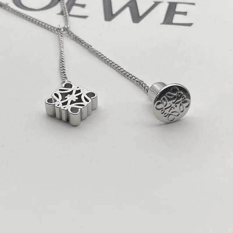 Loewe necklace 0920