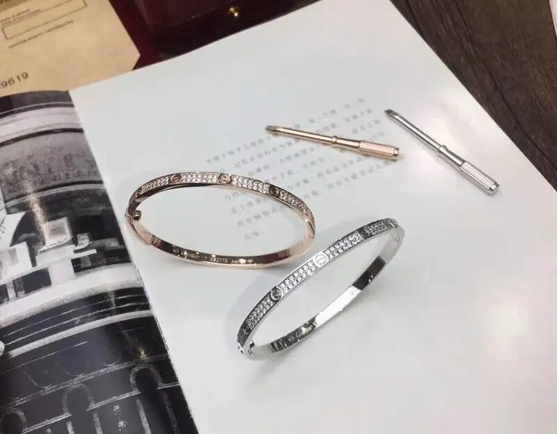Cartier bracelet 03lyx95