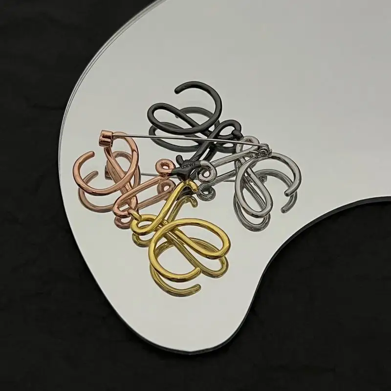 Loewe brooch 06lyx26