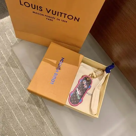 LV keyring 滑板