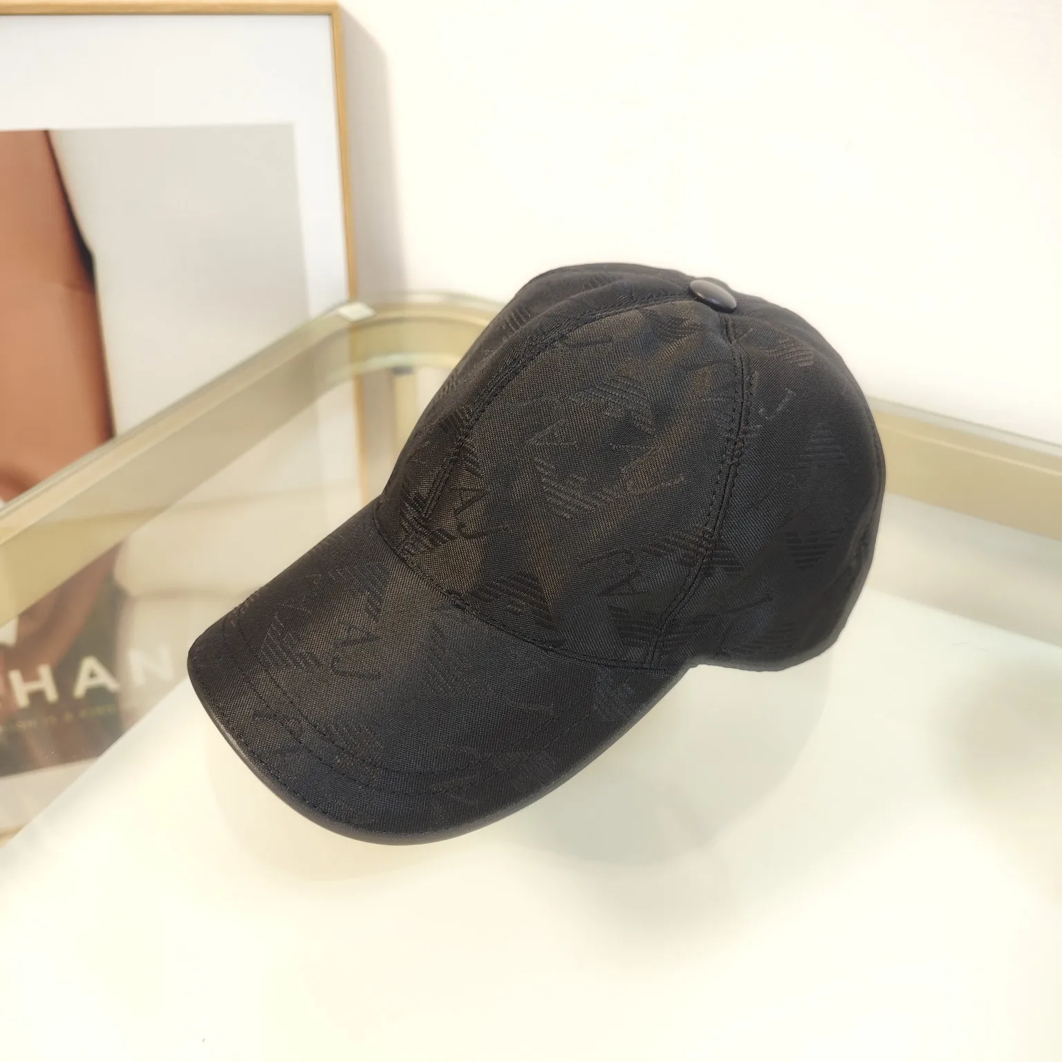 25Armani cap 0218