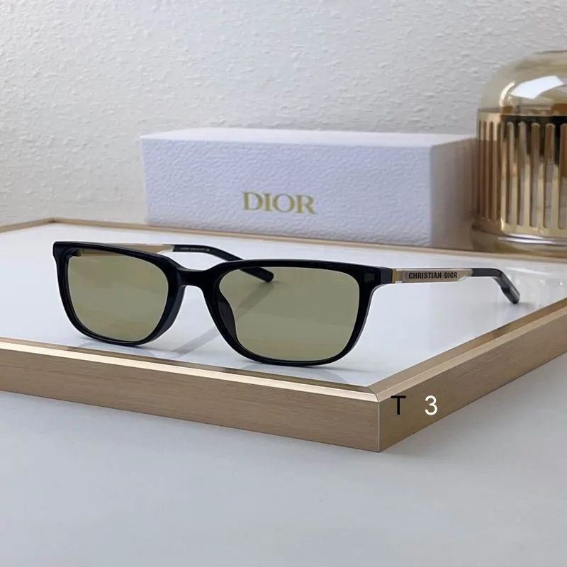 Dior  SU 54 19-145 c
