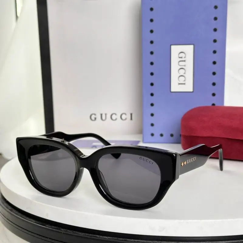 Gucci Glasses smh205