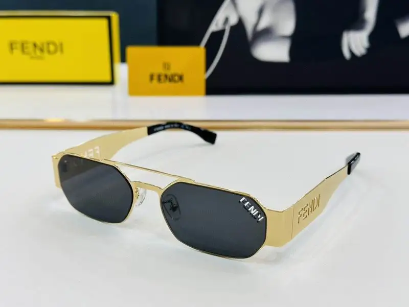 Fendi Glasses smh40