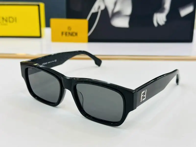 Fendi Glasses smh47