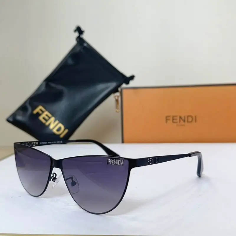 Fendi Glasses smh50