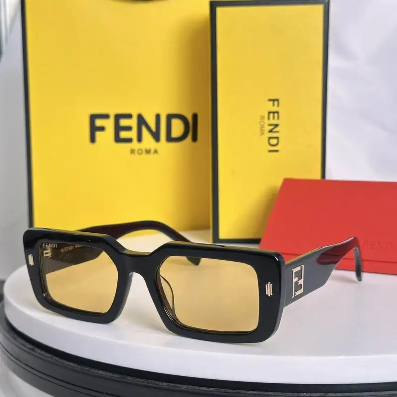Fendi Glasses smh87