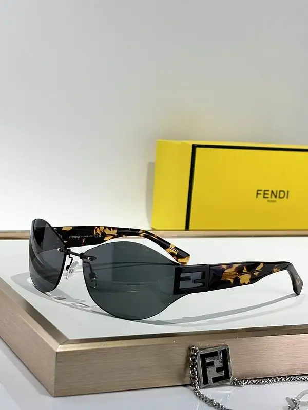 Fendi Glasses smh98