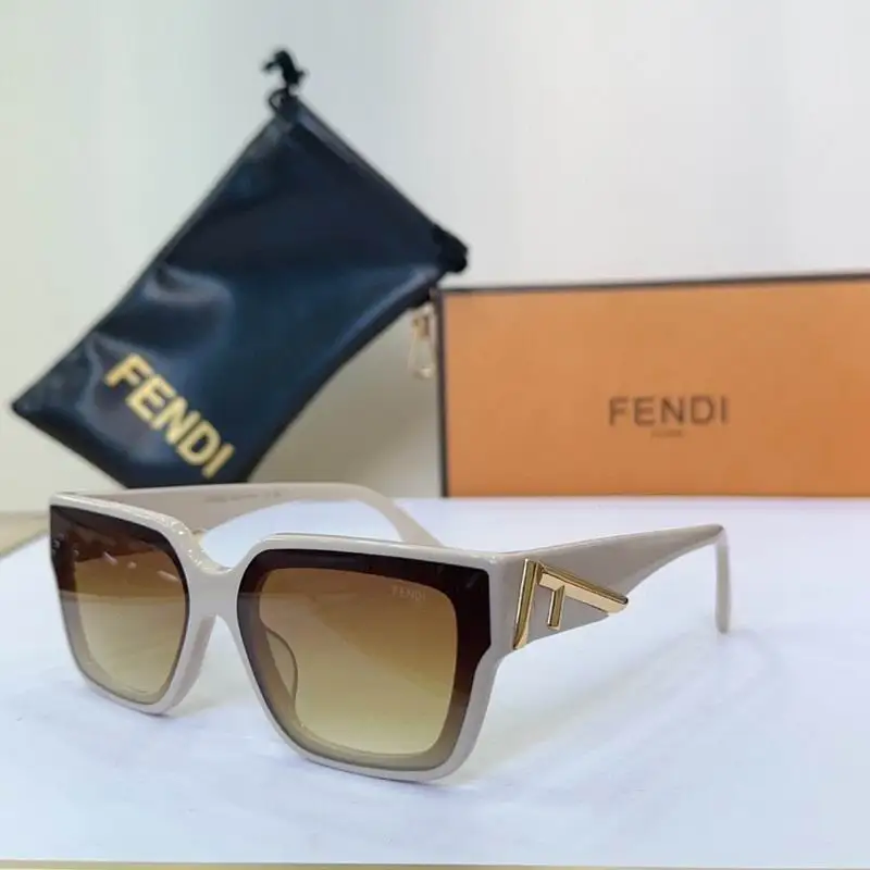 Fendi Glasses smh104