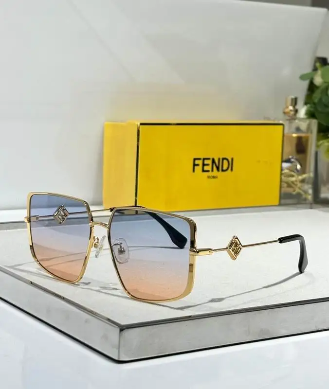 Fendi Glasses smh110