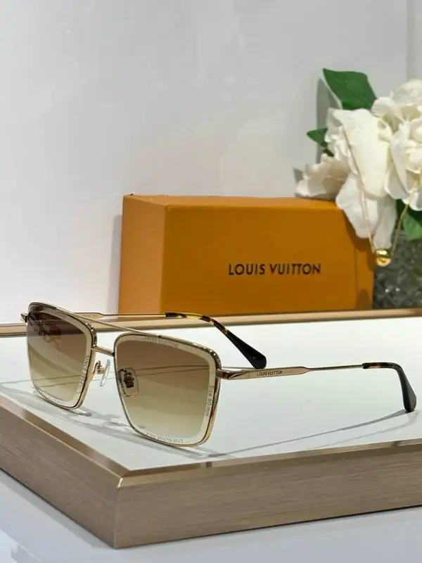 LV Glasses smh106