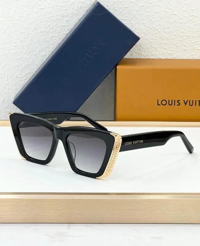LV Glasses smh215