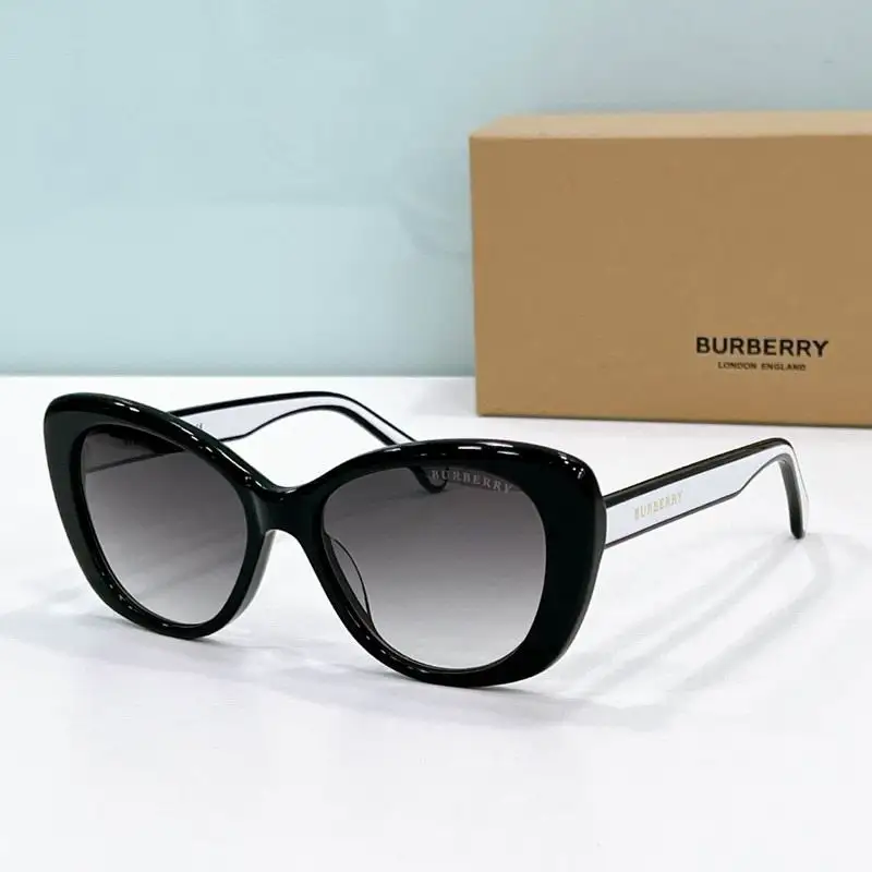 Burberry Glasses 03smh19