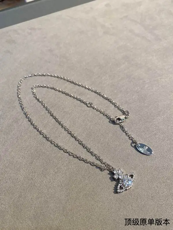 Vivienne Westwood necklace 03lyh242