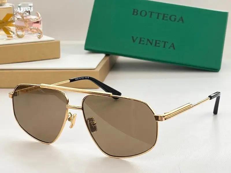2025 Bottega Veneta glasses 0822