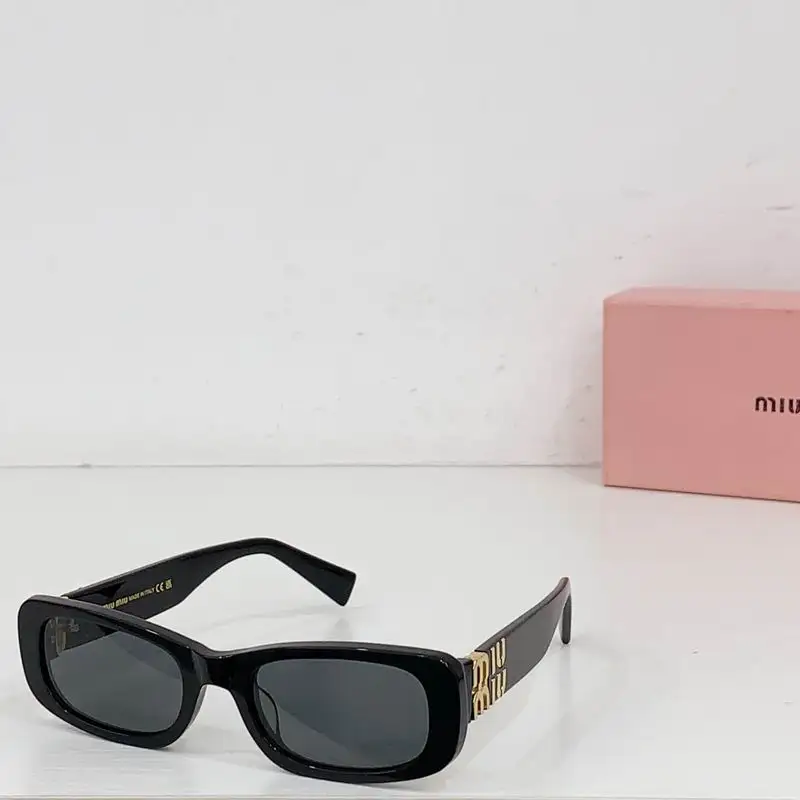 MiuMiu 08Z 54 21-145 b