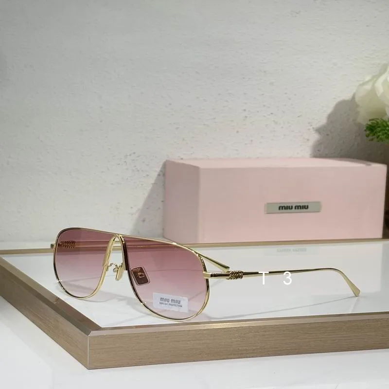 MiuMiu SMUA56 66 02-140 c