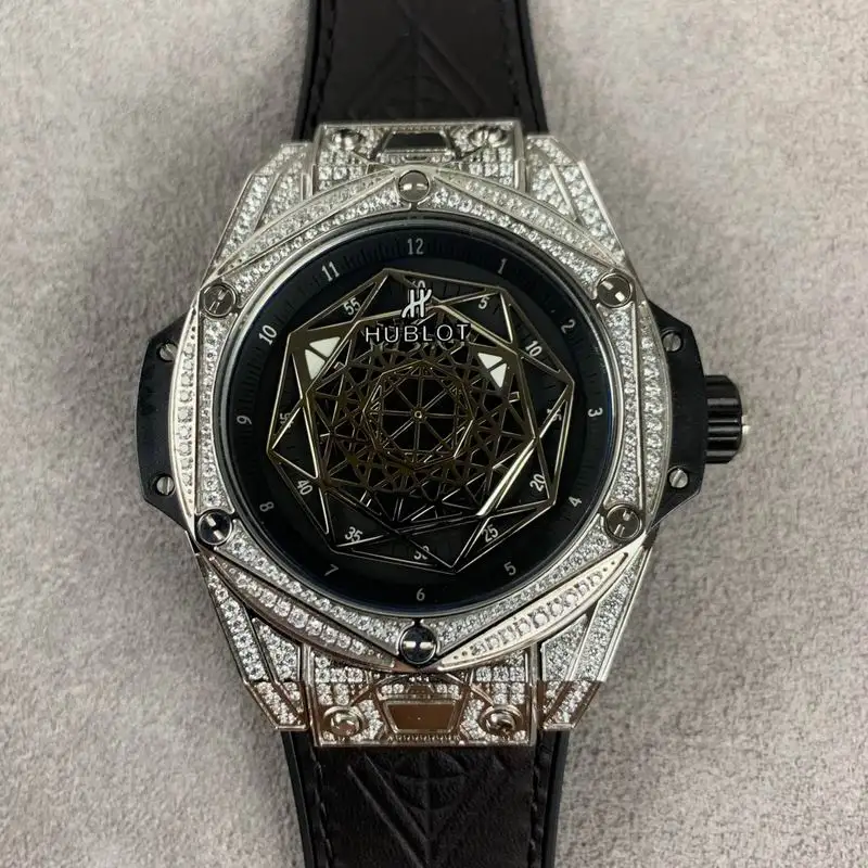Hublot 43mm 080712