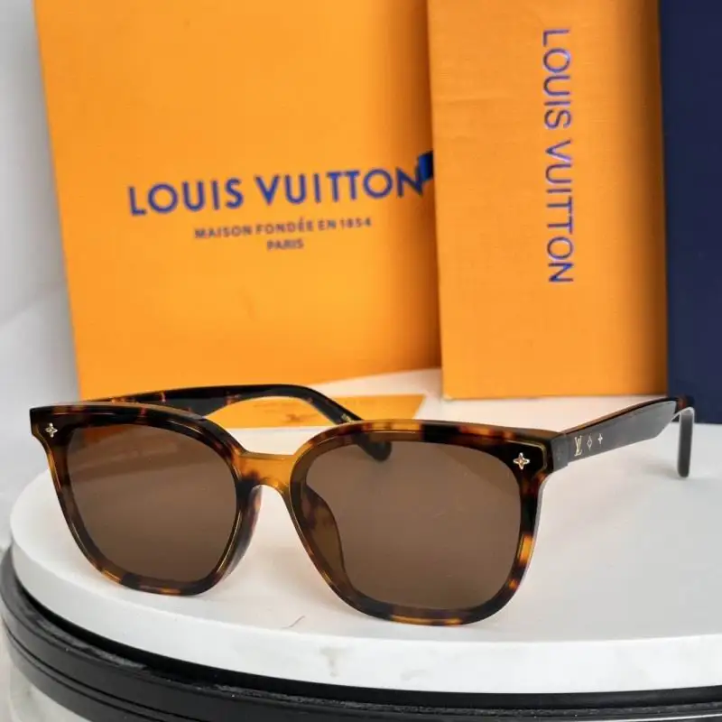 LV Glasses 08smh29