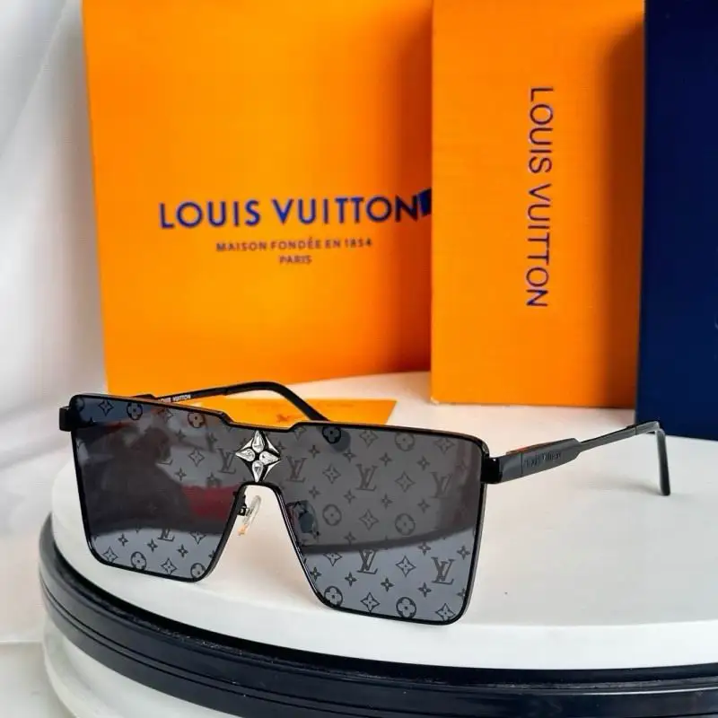 LV Glasses 08smh62