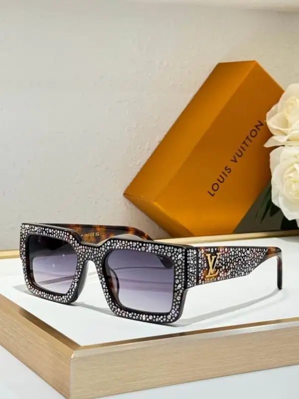 LV Glasses 08smh68