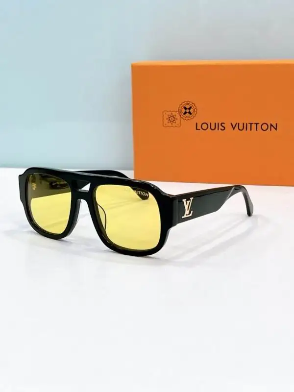 LV Glasses 08smh79