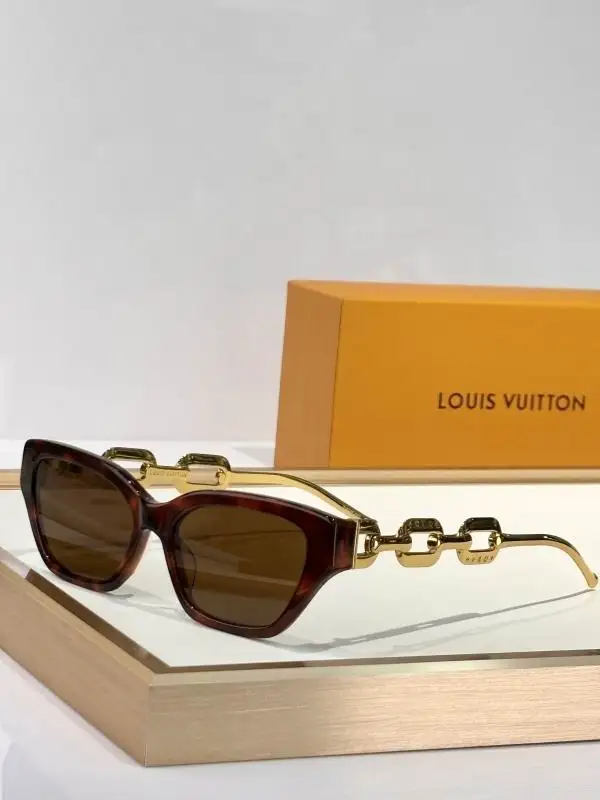 LV Glasses 08smh93