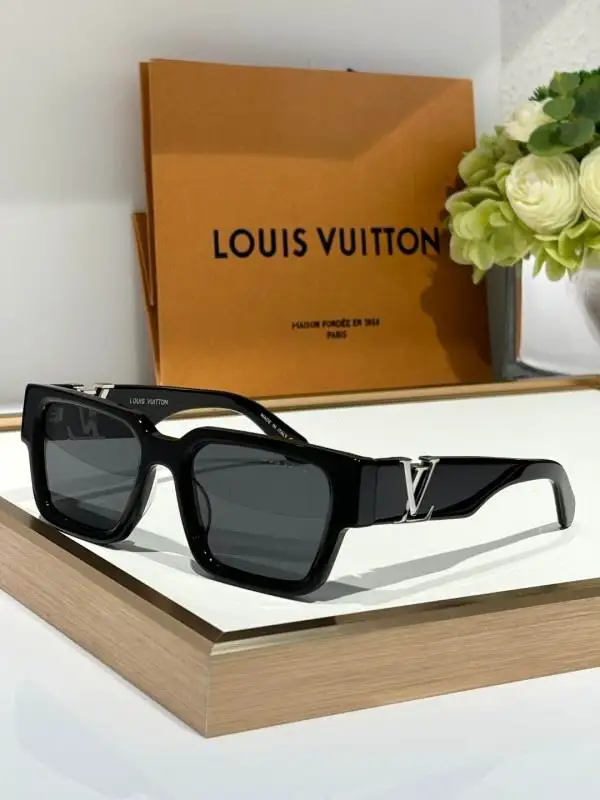 LV Glasses 08smh141