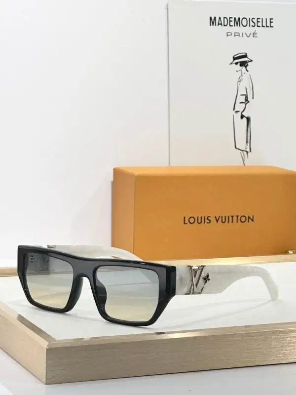 LV Glasses 08smh142