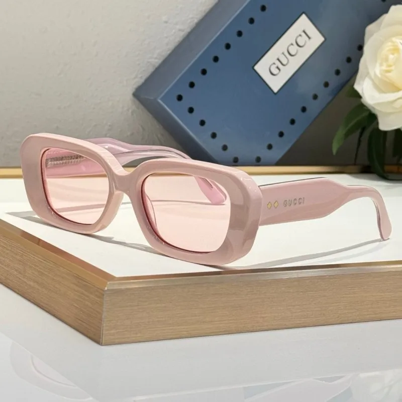 Gucci Glasses 08smh39