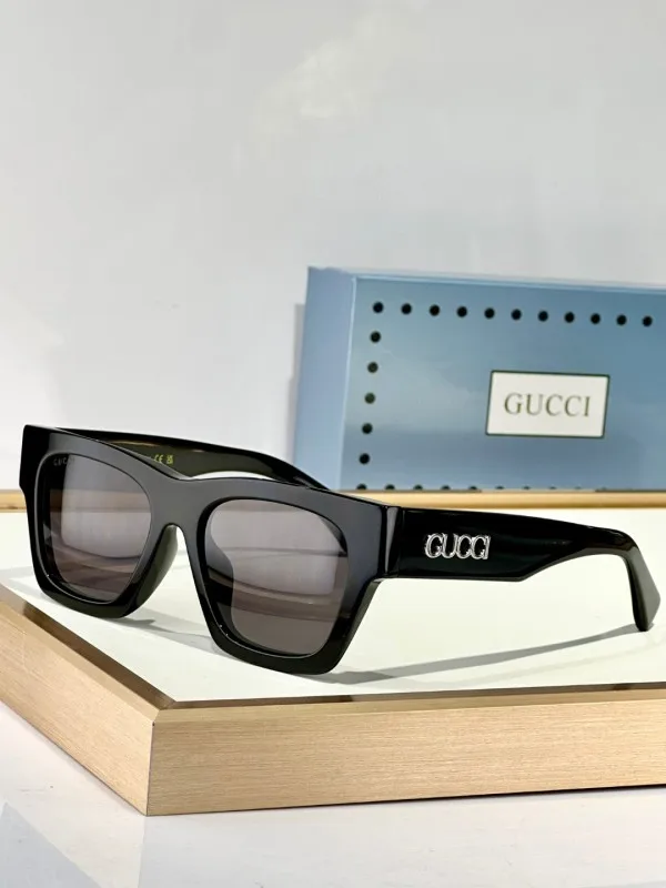 Gucci Glasses 08smh109