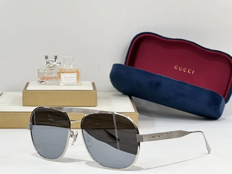 Gucci Glasses 08smh138