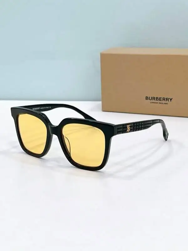 Burberry Glasses 08smh17