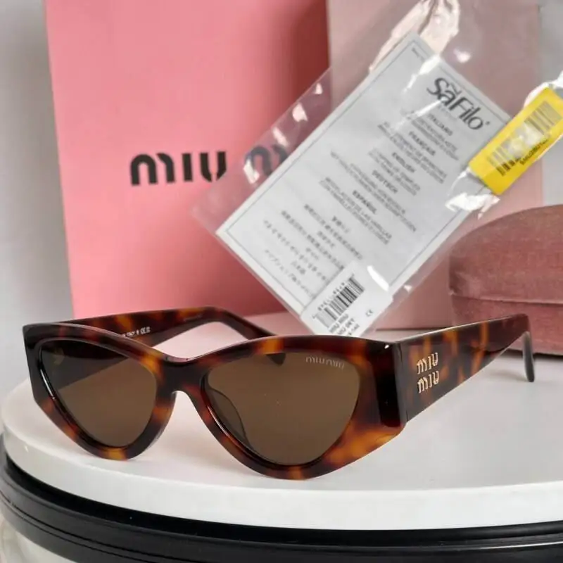 MiuMiu Glasses  08smh13