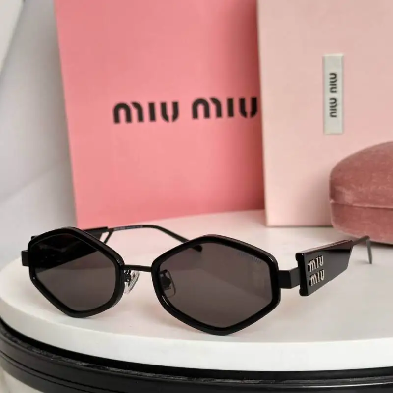 MiuMiu Glasses 08smh23