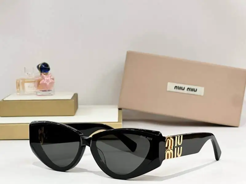 MiuMiu Glasses 08smh82