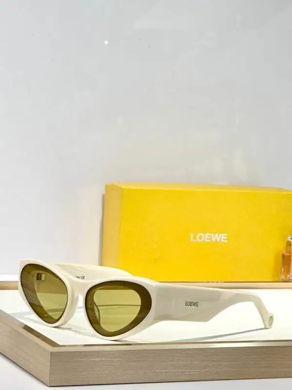 Loewe Glasses 08smh30