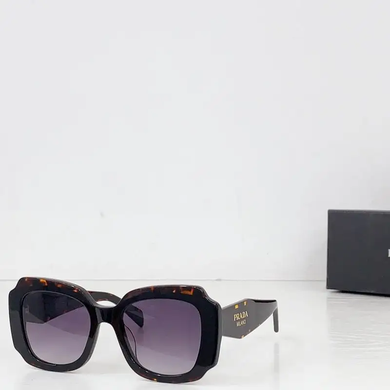 Prada SPR6Y 51 21-145 B