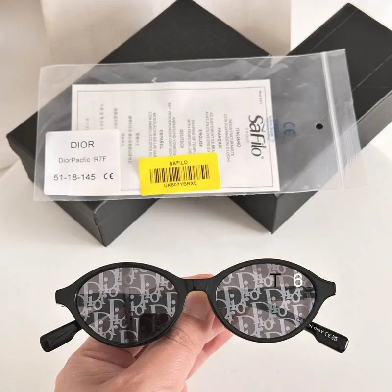 Dior PacficR7F 51 18-145 e