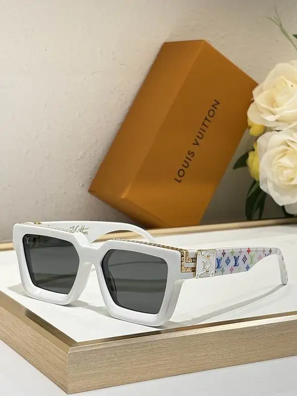LV Glasses smr185