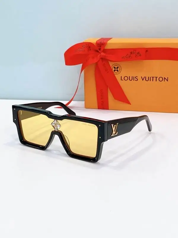 LV Glasses smr191