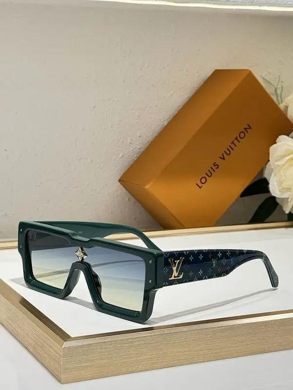 LV Glasses smr227