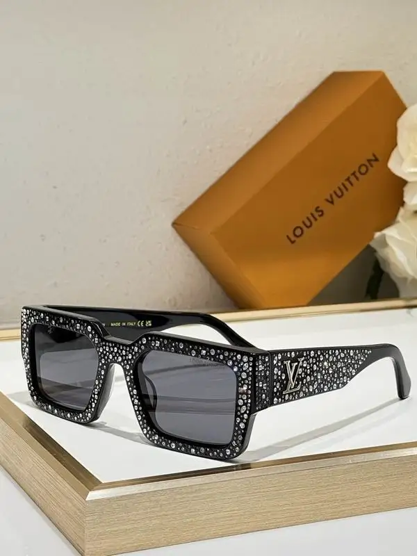 LV Glasses smr248