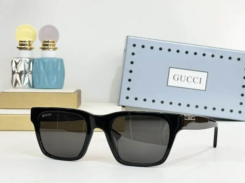 Gucci Glasses smr208