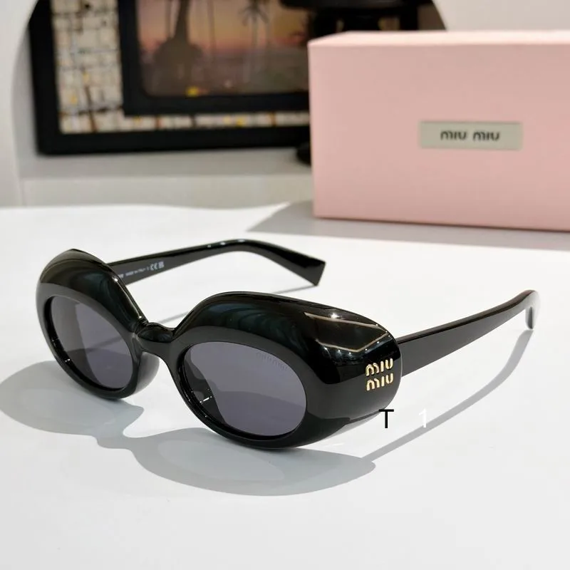 MiuMiu  B08 52 21-135 a