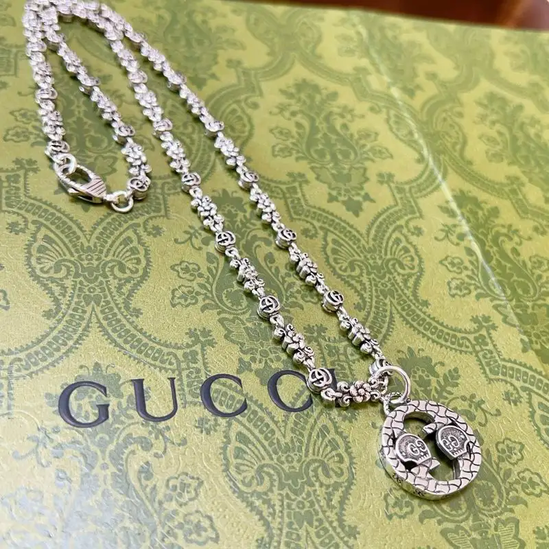 Gucci Necklace 09yxx129