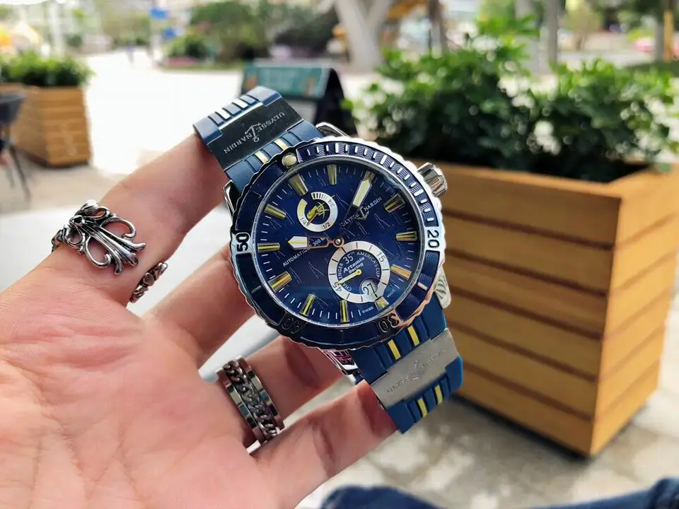 Ulysse Nardin watch 110503