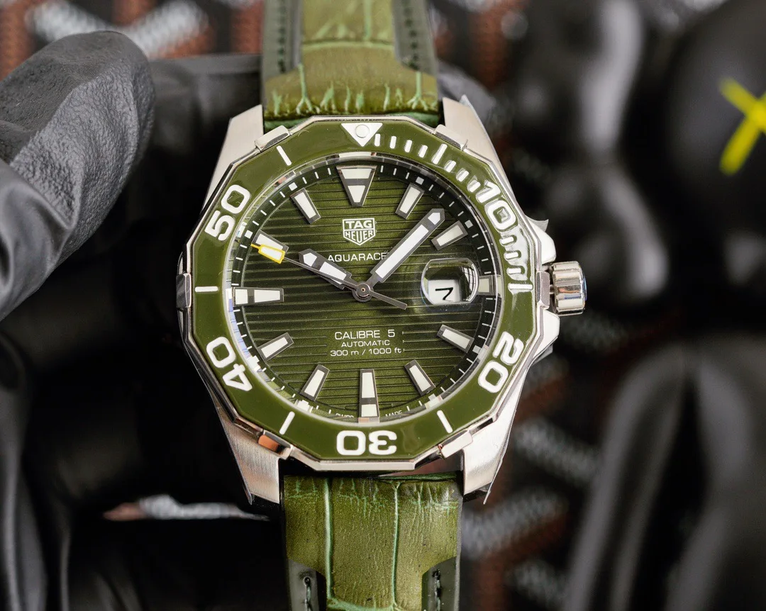 TAG Heuer 43mm watch mb 080602